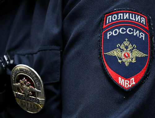 СКР сообщил об обысках по делу против полицейских, передавших информацию телеграм-каналу СКР сообщил об обысках по делу против полицейских, передавших информацию телеграм-каналу