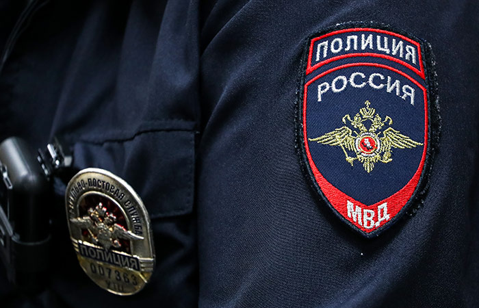 СКР сообщил об обысках по делу против полицейских, передавших информацию телеграм-каналу СКР сообщил об обысках по делу против полицейских, передавших информацию телеграм-каналу
