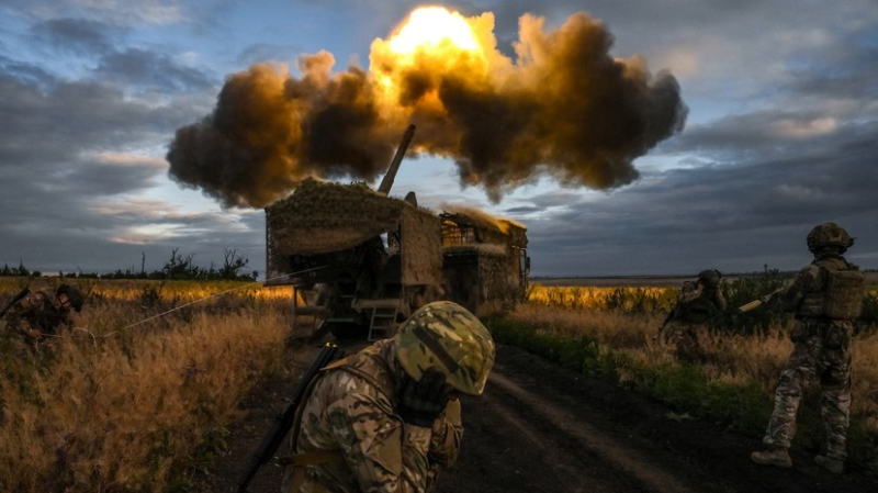 Уничтожены пусковая установка и кабина управления ЗРК С-300: российские войска поразили живую силу и технику ВСУ Уничтожены пусковая установка и кабина управления ЗРК С-300: российские войска поразили живую силу и технику ВСУ