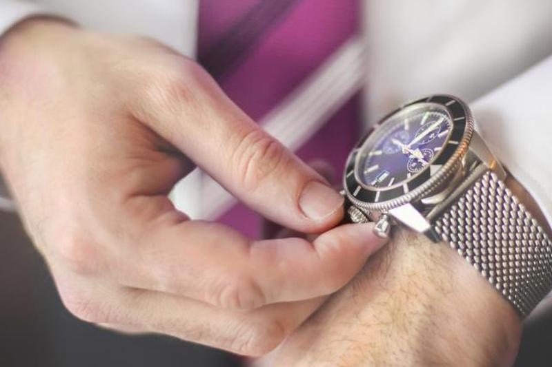 Как настроить часы Casio: шаги для каждого типа