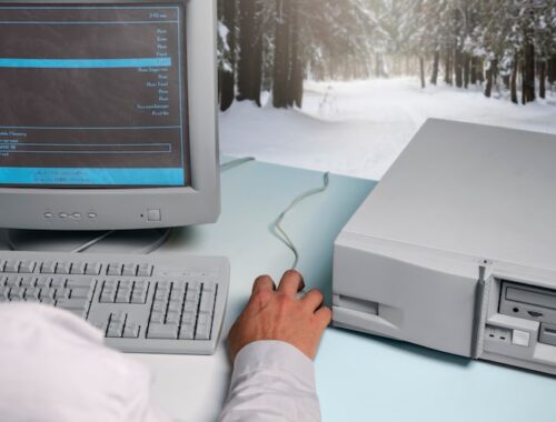 Как сбросить bios если не включается монитор