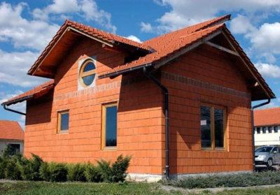 Газобетон, керамоблок или сэндвич-панели: из чего строить дом в 2026 году?