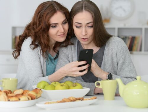Как поговорить с мамой которая постоянно критикует мой вес при этом у нее самой ожирение и диабет второго типа